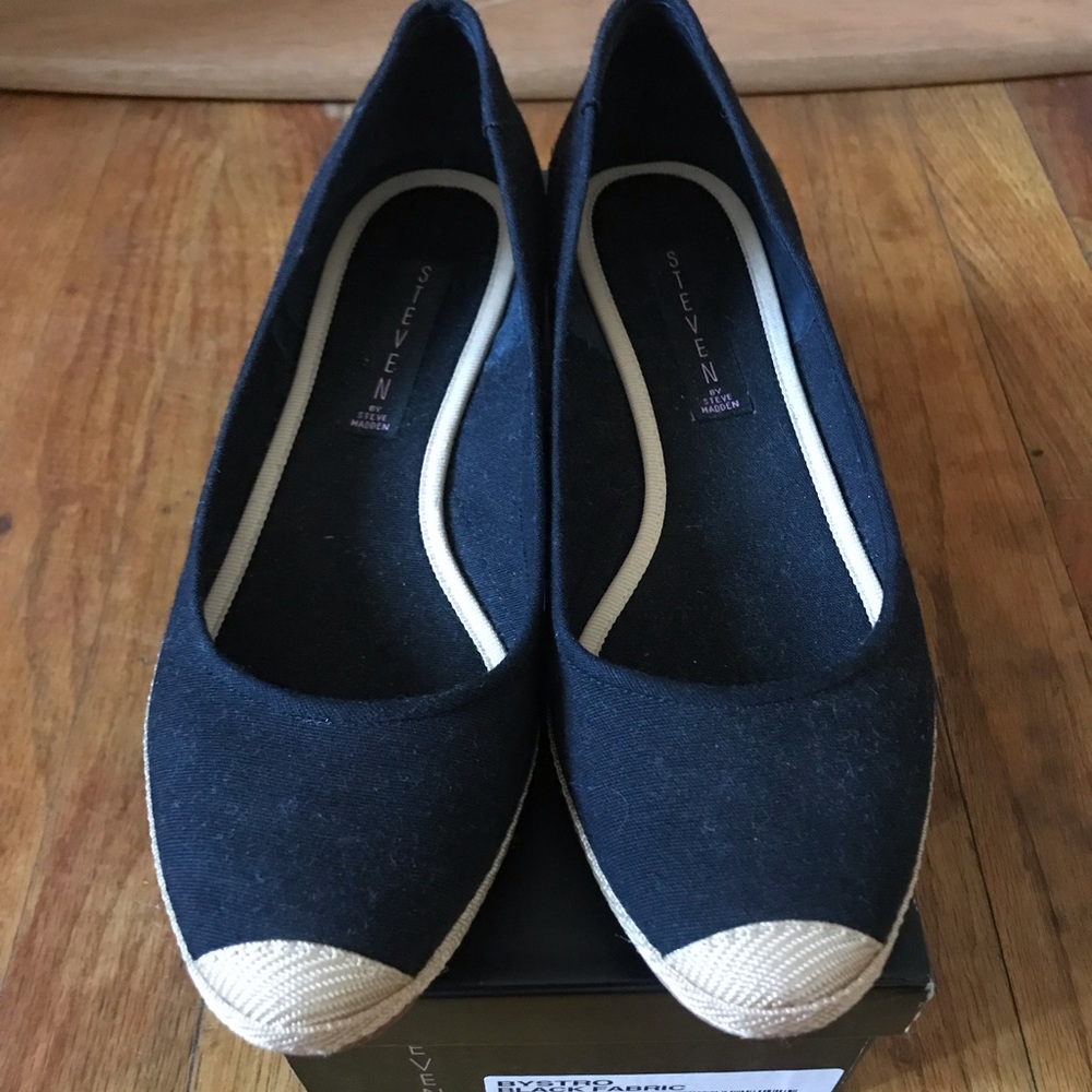 Steve Madden Black Fabric Wedge